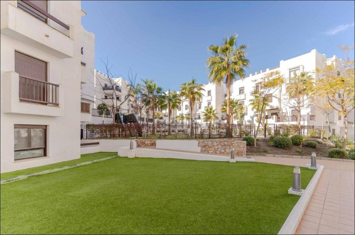 Apartamento En Salobrena Cerca Del Mar - Con Piscina, Gimnasio Y Garaje Eksteriør bilde